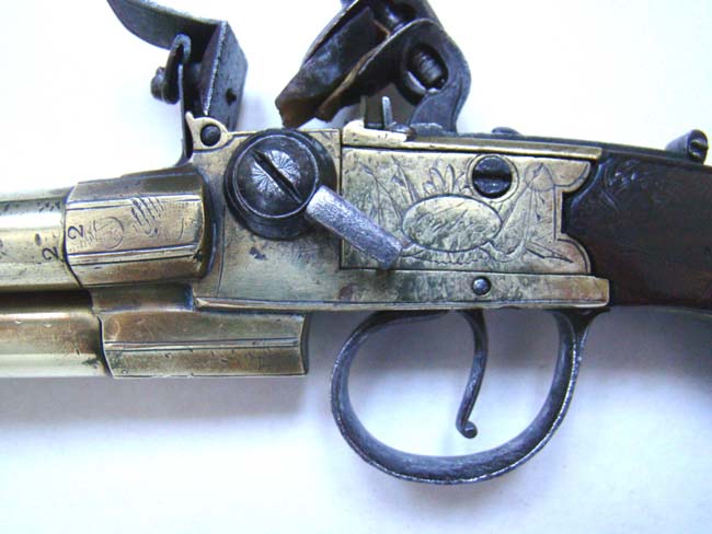 A RARE and possibly UNIQUE English Three-barrel Boxlock Flintlock Pistol by Samuel Oakes of London circa 1770 — image 3